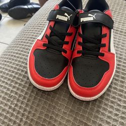 Puma Boy Youth Shoes Size 3.5