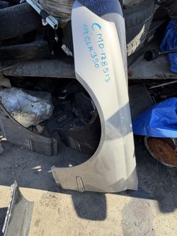 Fender For 2009 Mercedes Benz CLK350 Fender
