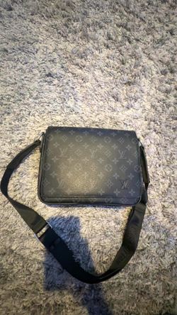 Authentic Louis Vuitton District PM Messenger Bag Monogram Eclipse