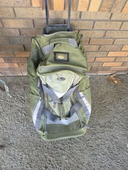 Free rolling duffle