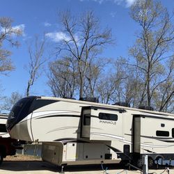 2021 Jayco Pinnacle
