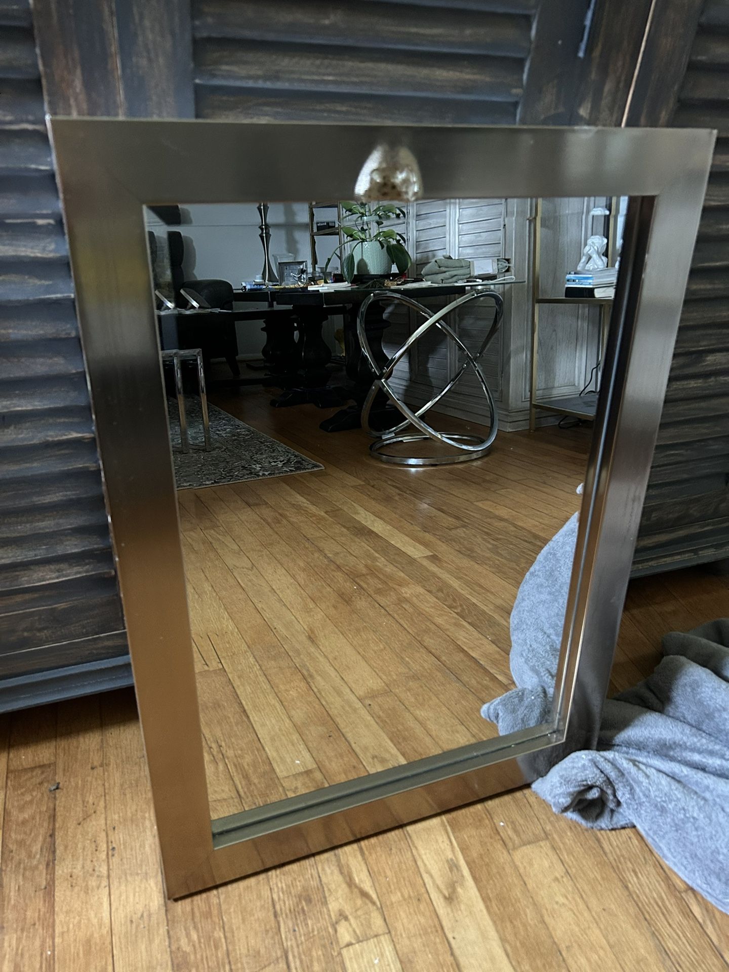 Recessed Large medicine cabinet.