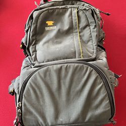 Mountainsmith Backpack Black For Photography And Outdoors