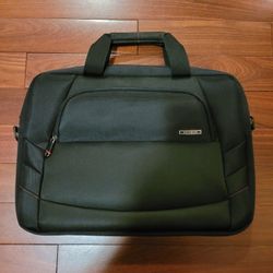 New Samsonite Padded Laptop Case Zipper Front Pocket