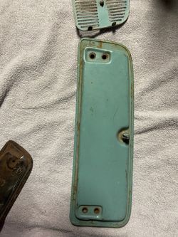 Vw Turkis Glove Door And Pieces 