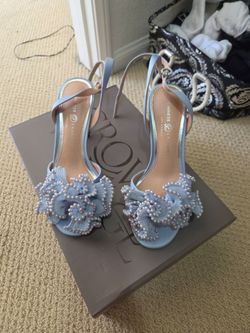 Chinese Laundry Blue Floral Pearl Heeled Sandals