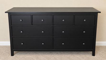 Black 8-Drawer Dresser – Great Storage – Priced to Sell!