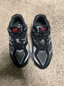 New Balance 9060 Shoes