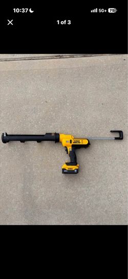 Dewalt 29OZ caulk gun