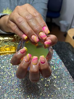 Nails 