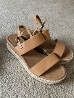 Womens Brown Khaki Sandals Size 8