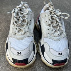 Balenciaga Triple S Women’s Shoes 