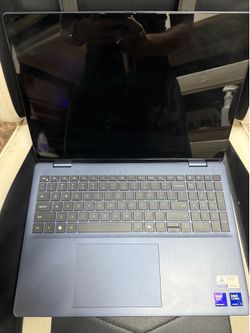 Touch screen laptop