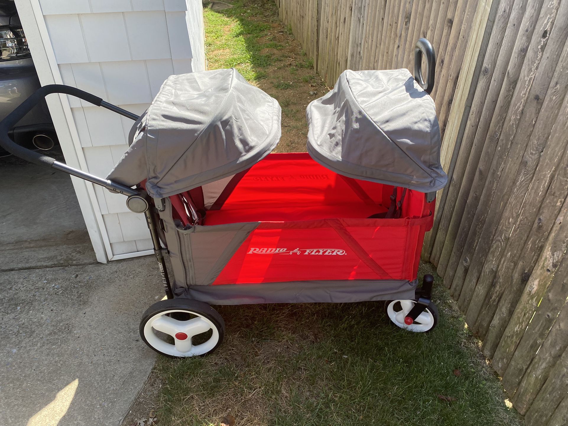 Radio Flyer, Discovery Stroll 'N Wagon with Canopies, Folding Wagon