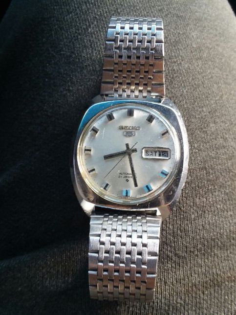 6119-7103 Rare Antique Stainless Steel Seiko 5 21 jewels Automatic watch  Made Sept 1971$$60$$ for Sale in Groveport, OH - OfferUp