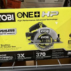 BRAND NEW IN BOX RYOBI ONE+ HP 18V Brushless Cordless 7-1/4 in. Circular Saw (Tool Only)