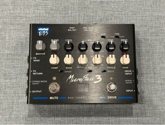 EBS Microbass 3  Bass DI Preamp