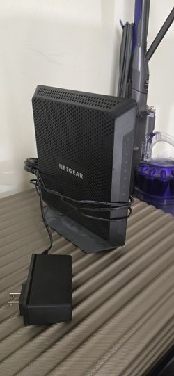 NETGEAR - Nighthawk AC1900 Router with DOCSIS 3.0 Cable Modem