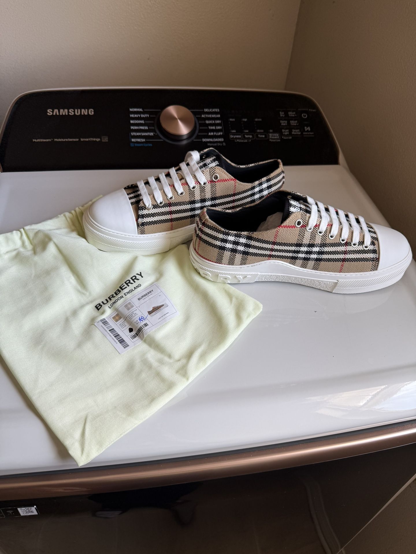 Burberry Shoes