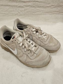 Nike Internationalist Sneakers 6.5
