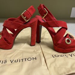 LOUIS VUITTON RED SUEDE PLATFORM HEELS Size 36