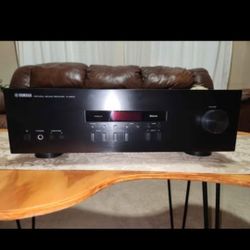 Yamaha 2 Channel Stereo receiver with Bluetooth