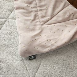 UGG Maisie Full/ Queen Size Blanket Comforter Pink W/ Gold Stars & White Sherpa