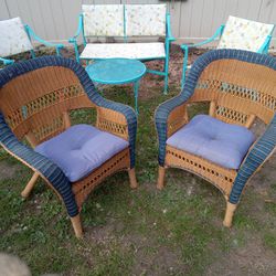 Wicker Patio Chairs With Cushions