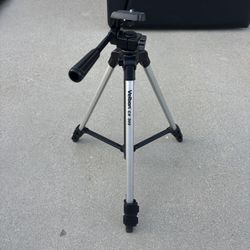 📸 Velbon CX 300 Tripod – Lightweight & Adjustable