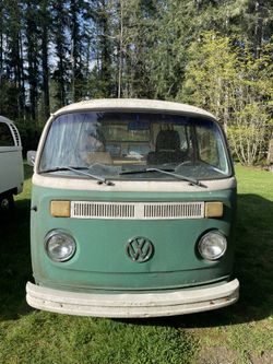 1976 VW Volkswagen Bus, Bay Window, Type 2 Transporter