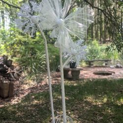 Paper Dandelions/ Silk Flowers For Wedding Background