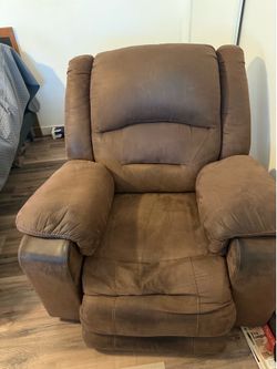 Leather motorize recliner from Ashley’s furniture