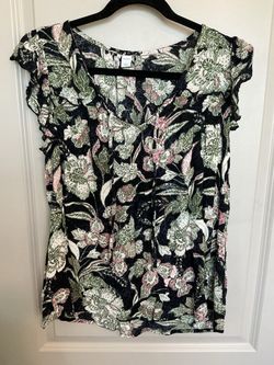 Old Navy Floral Flutter Sleeve Top Size L