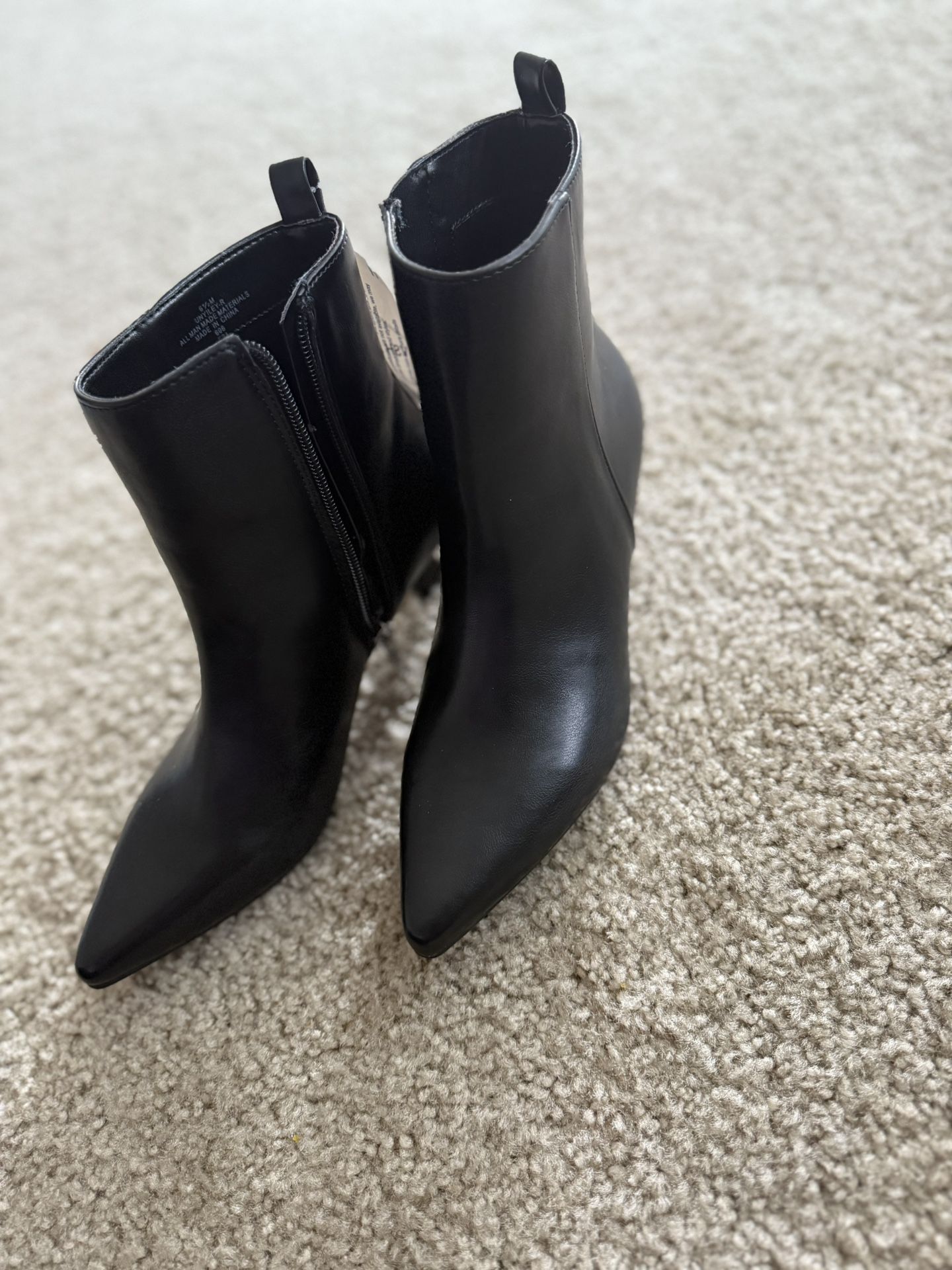 Women 6.5 Black Boots