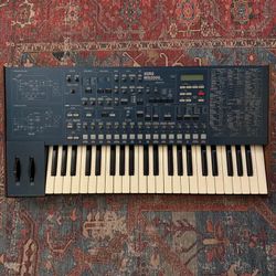 Korg ms2000 synthesizer and gig bag
