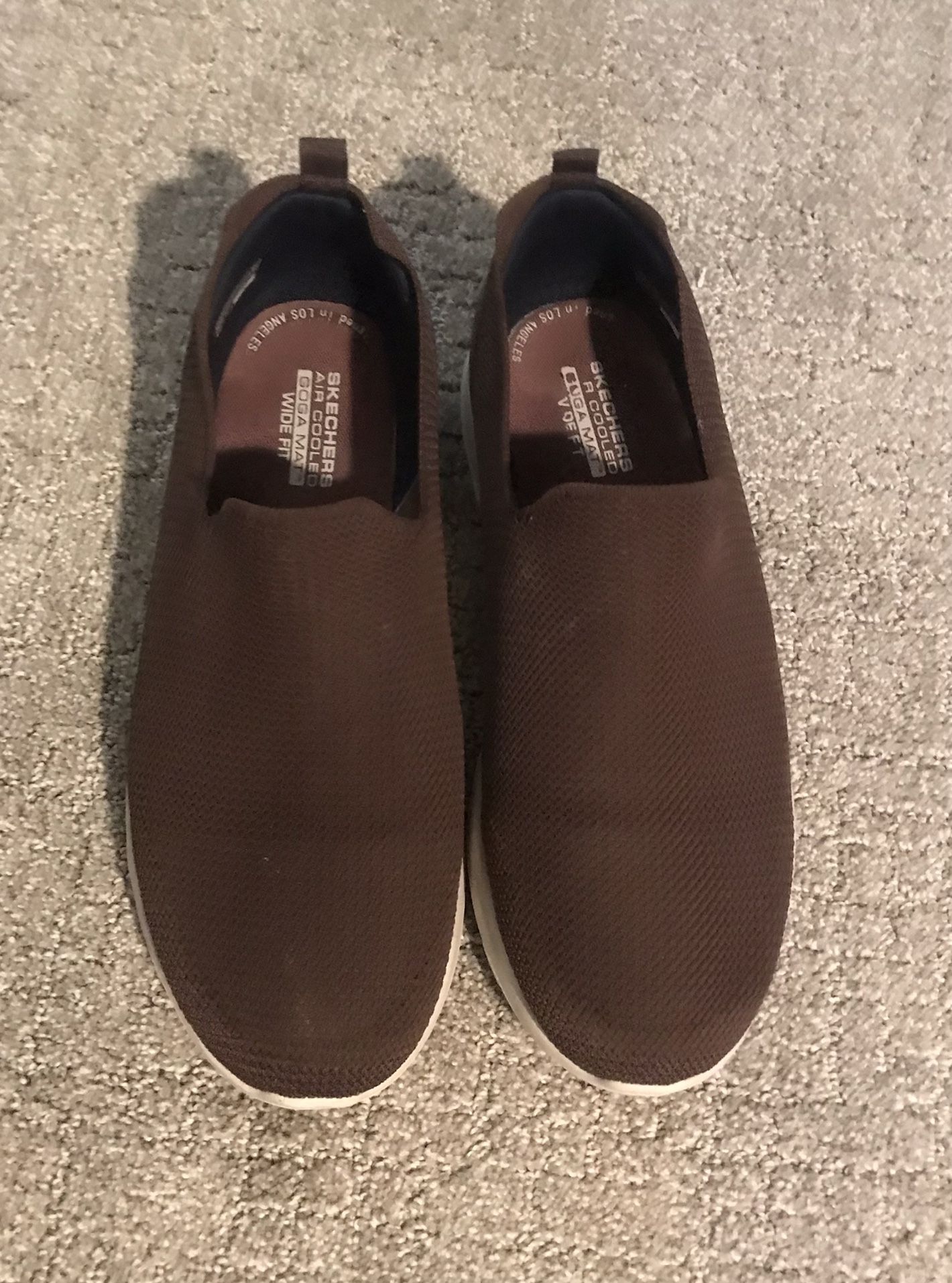 Sketchers Shoes 