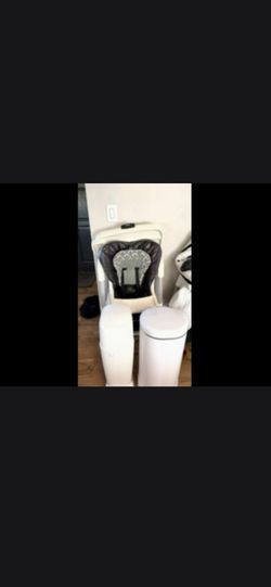 Baby chair diaper trash can