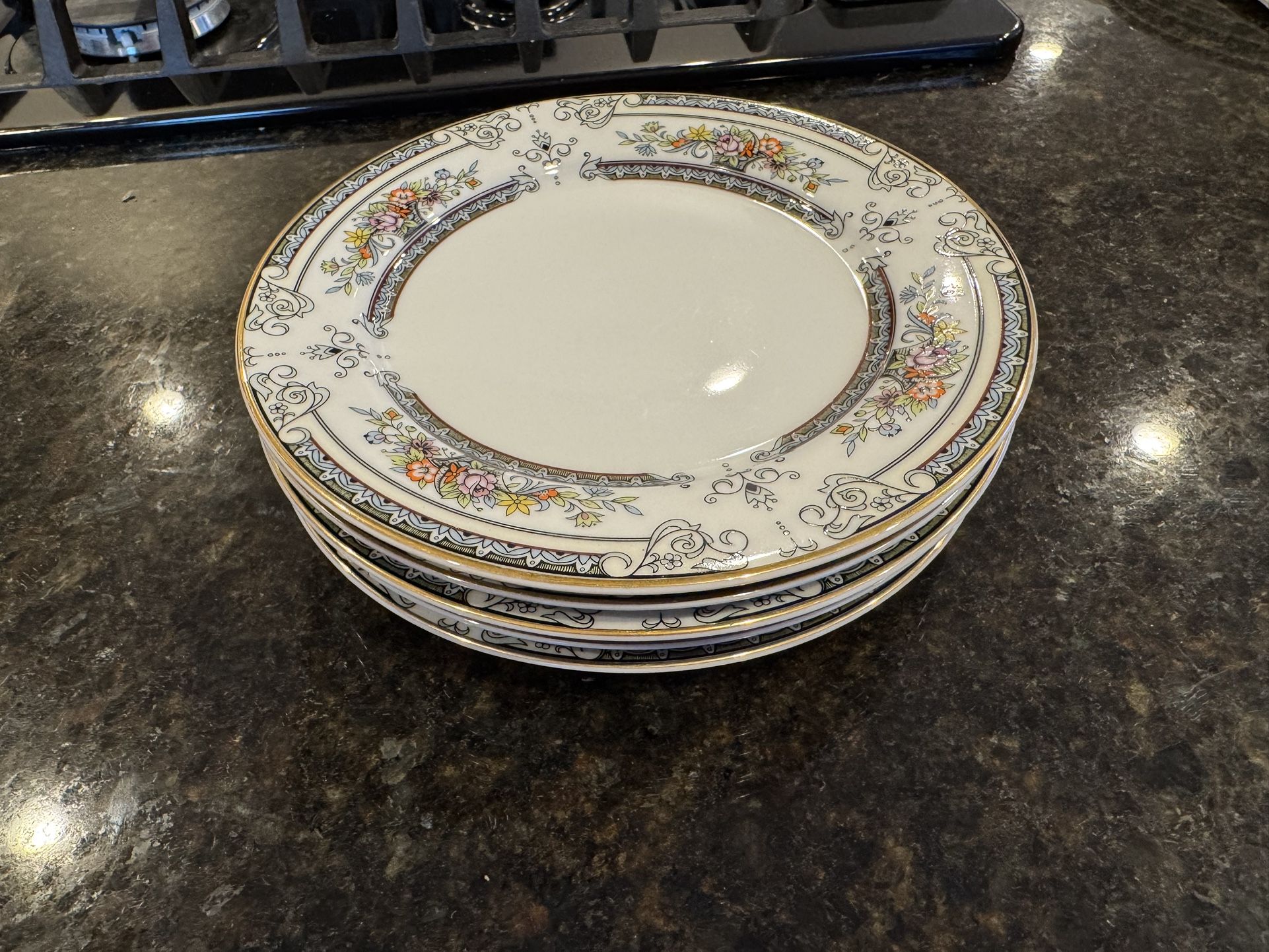 Vintage Mikasa Cambridge Fine China 5 Small Plates L9015 β Excellent