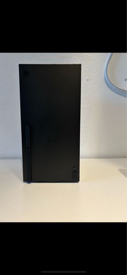 Xbox Series X With 3 Controllers and Rechargeable Batteries