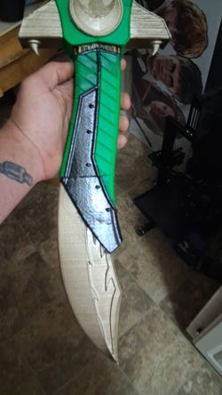 3d printed green ranger saba