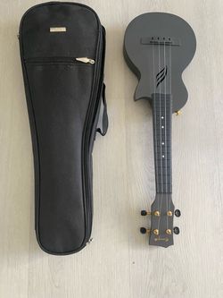 Enya Nova U Electric Ukulele with Gig Bag