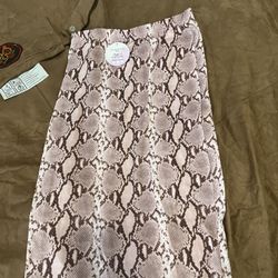 BNWT tight Pencil Skirt