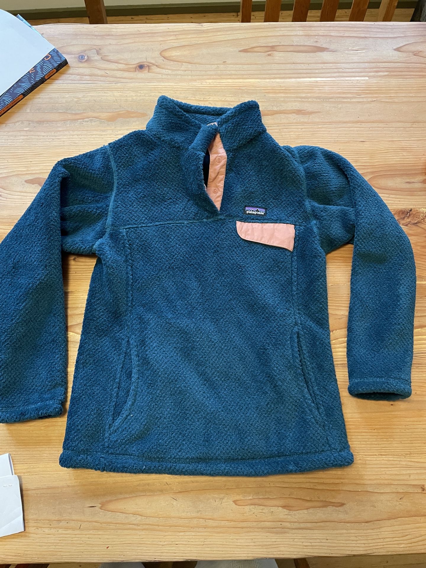 Youth Medium Patagonia Fleece