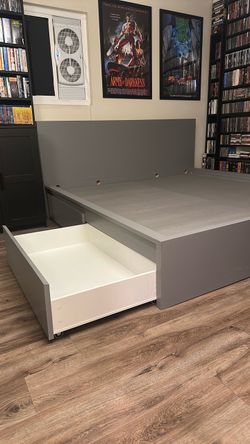 King Size Grey Storage Bed with 4 Deep Drawers