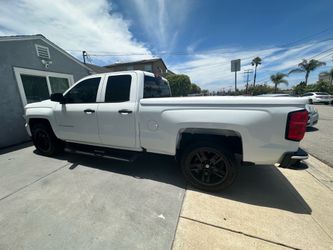 2016 Chevy silverado Custom