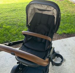 Nuna Demi Grow Stroller