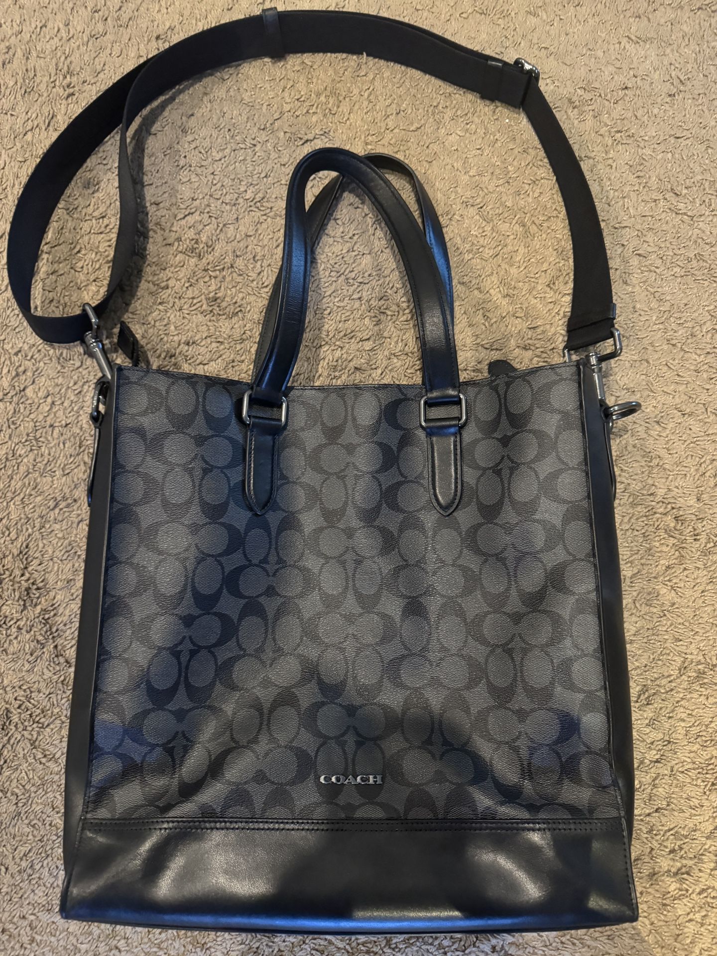 Coach Signature Tote Bag