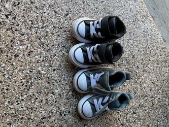 Converse high tops toddler size 4
