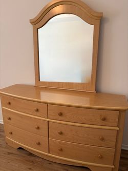 Dresser with mirror