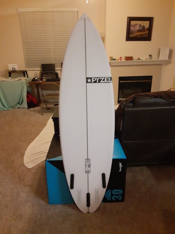 Pyzel Ghost 6'-0"